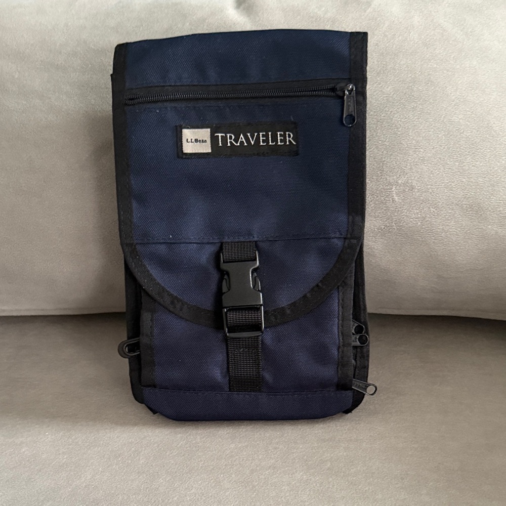 L L Bean Travel Bag / Purse